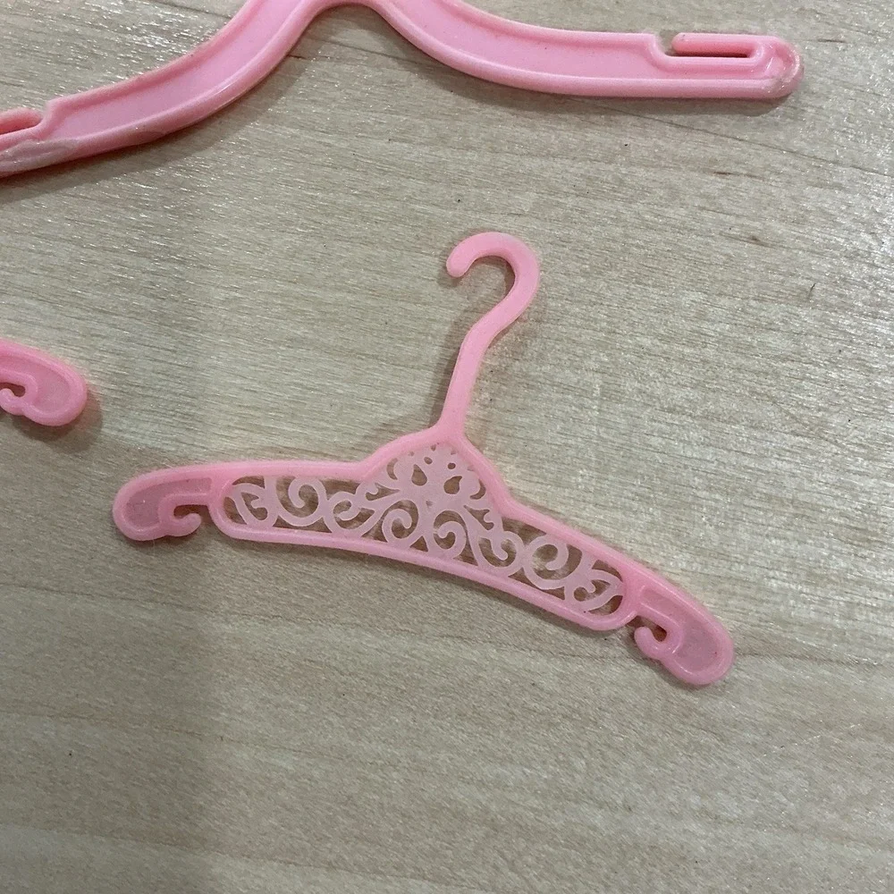Lot of 5 Vintage Barbie & Fashion Doll Clothing Hangers 1960's Filigree